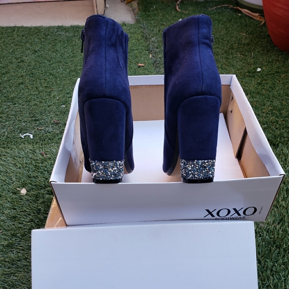 XoXo  Blue Faux Suede Shoes - Picture 1 of 3